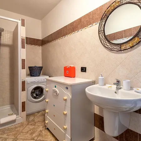 Vicino Ad Alghero * אולמדו