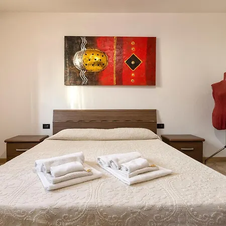 Vicino Ad Alghero דירה אולמדו